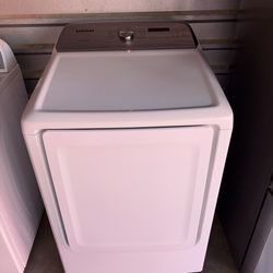 White Samsung Electric Dryer