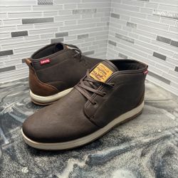 Comfortable Levi Sneakers