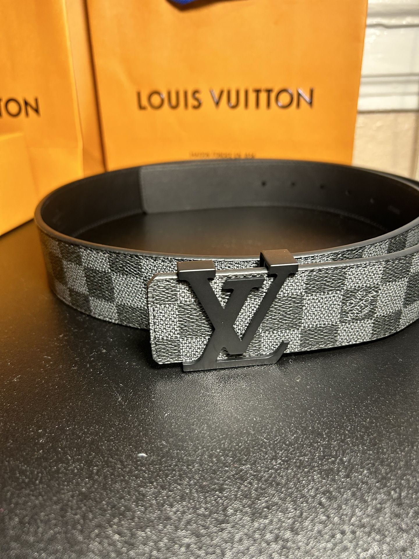 Louis Vuitton monogram LOUIS VUITTON, Centure LV Initial Monogram M9821  Belt 80/32 Brown / 083377 [Used]