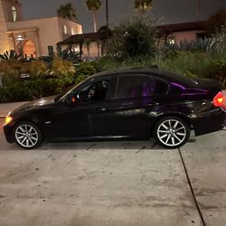 2011 BMW 328i  M Sport LOW MILES 