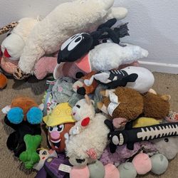 DOG TOYS AND ACCESSORIES 