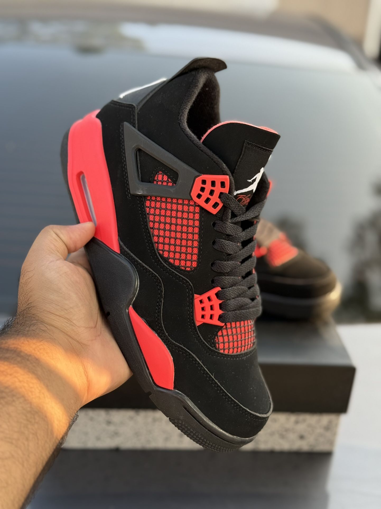 Jordan 4 Retro ‘Red Thunder’