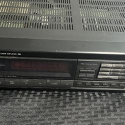 Onkyo Quartz Synthesized Tuner Amplifier R1