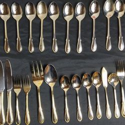 Farberware  Gold Flatware Lot of 30 Stainless Spoon Forks Knives Silverware EUC