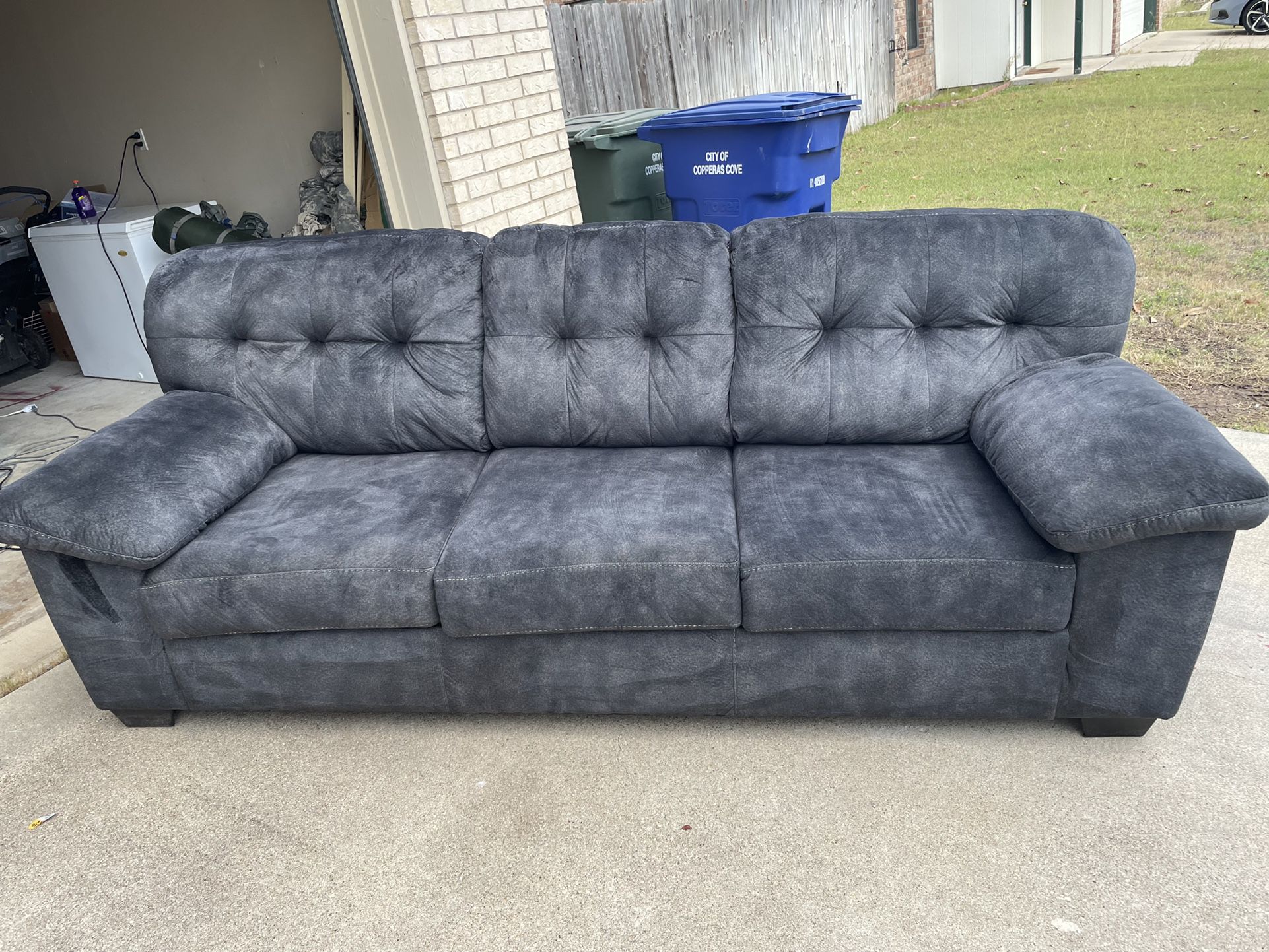 Ashleys Couch Set