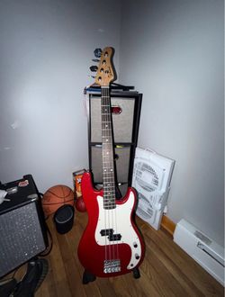 Red Glarry right hand bass guitar