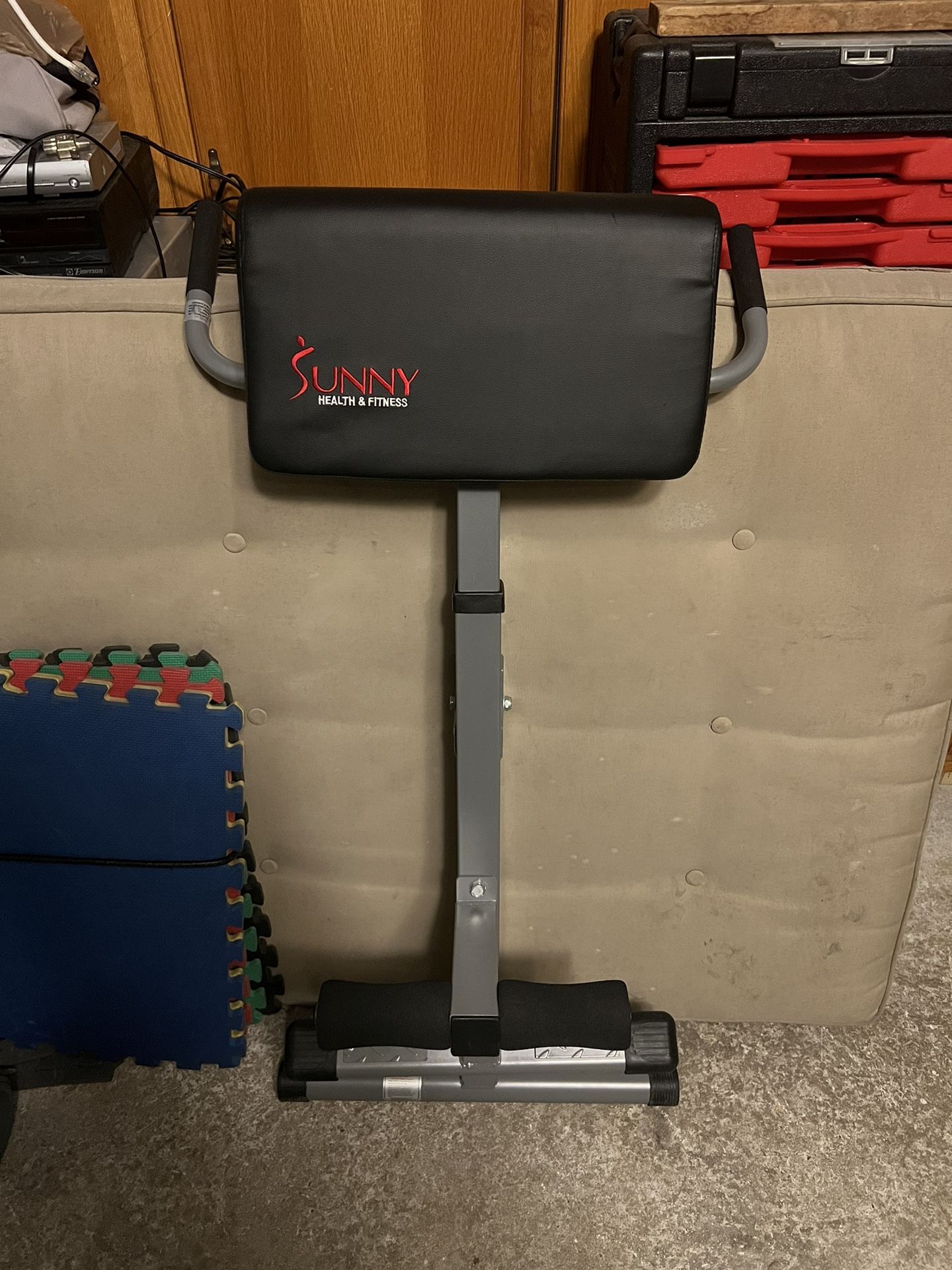 Sunny Health Back Extension Machine