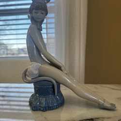 Lladro Figurine  