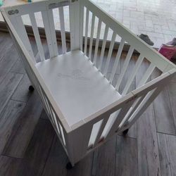 Foldable Baby Crib (Like New) With Premium Organic Thick Mattress  