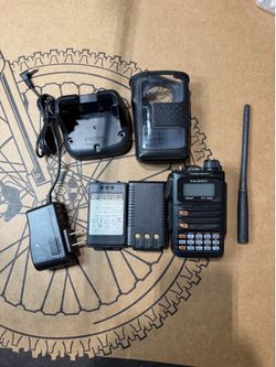 Radio yaesu
