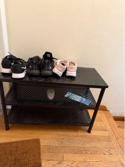 Shoe rack