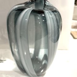 Gorgeous Blown Glass Black White Gray Swirled Organic Shaped Vase Approx 8.75” tall x 6” w