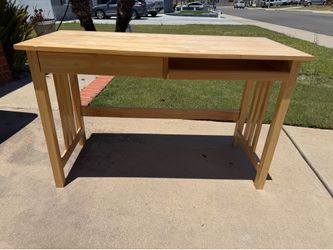 Desk with Drawer & Pull-Out Keyboard Tray