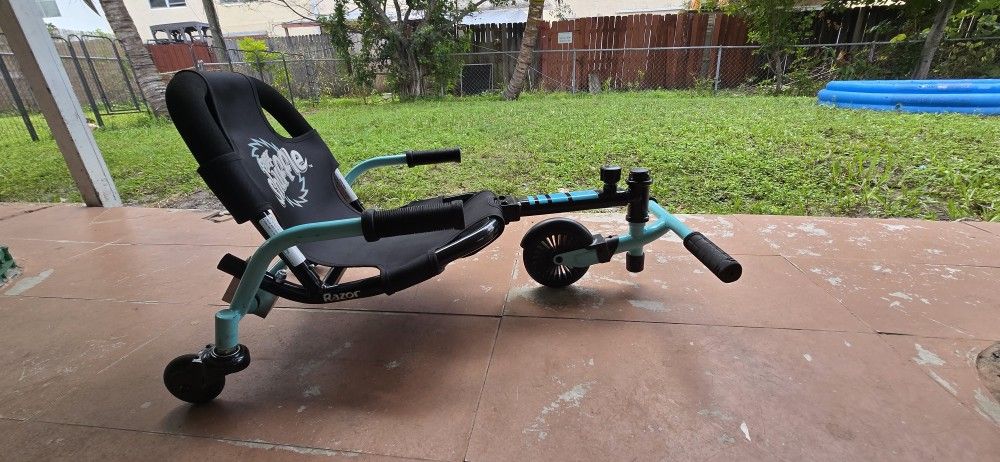 Crazy Cart Shuffle by Razor