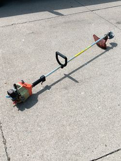 New carburetor tuned heavy duty STYHL WEED TRIMMER. Runs thick string. $125 with trade-in or $150. 23 mile and Card Macomb Township Michigan