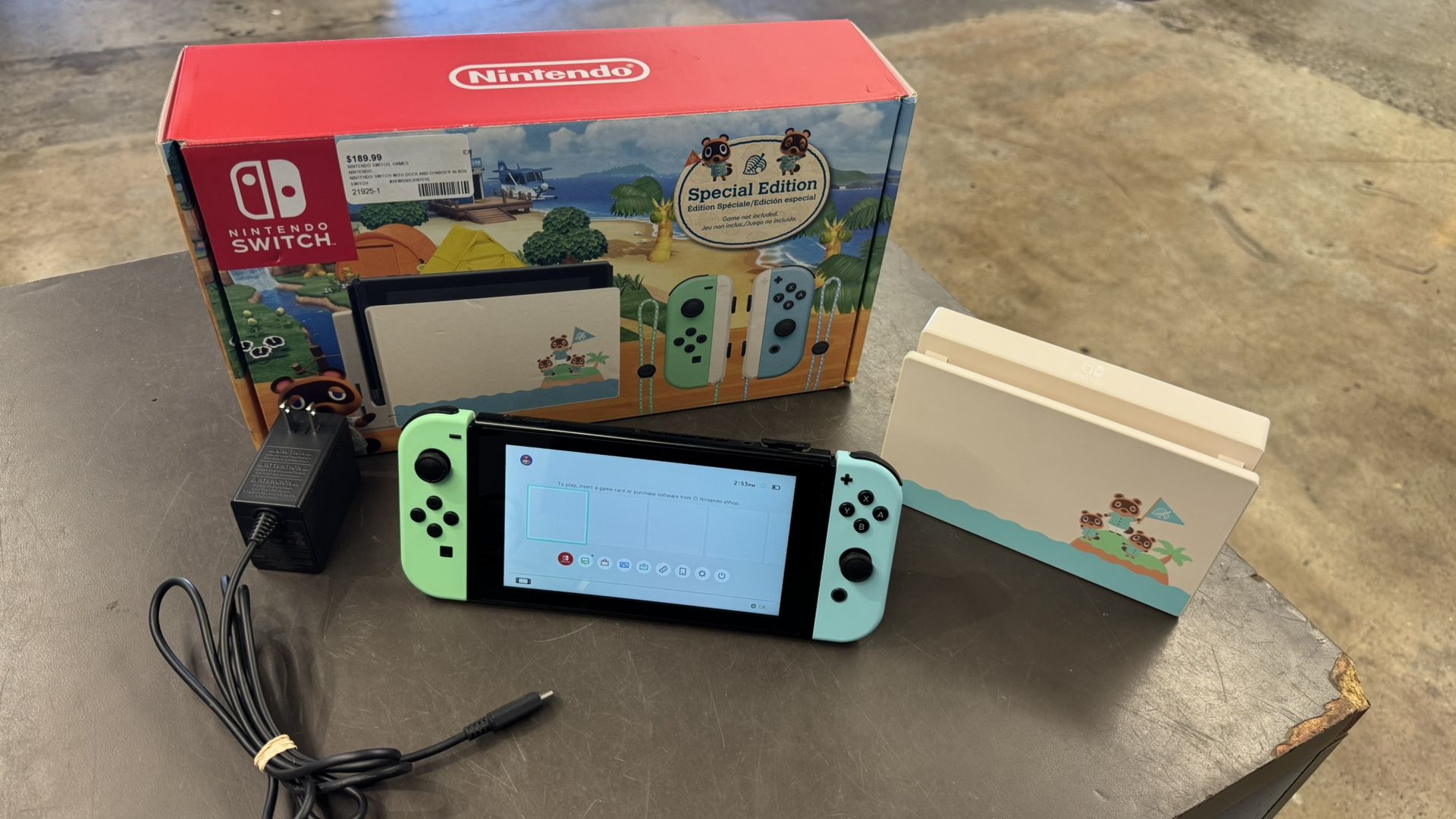 Nintendo Switch animal crossing edition w box and charger NO TRADES PICK UP IN TACOMA 