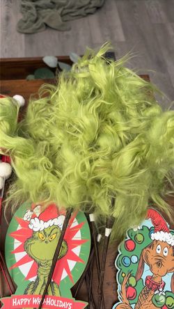 Christmas tree grinch decor