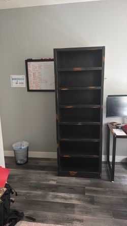 Gun cabinet