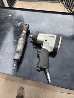 2 pieces air tools