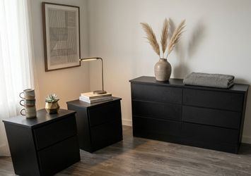 Dresser And 2 Nightstands  - Cómoda y 2 Mesitas de noche