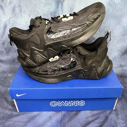 Nike Giannis Immortality 2 - Size 9.5