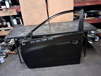 2015-2016-2017-2018-2019-2021 TOYOTA CAMRY FRONT LEFT DOOR OEM USED #11886