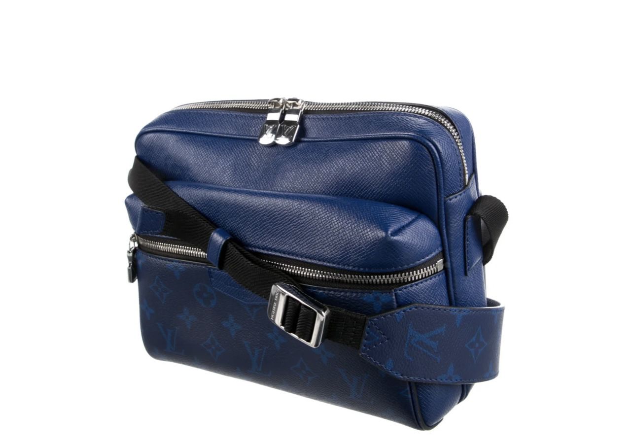 Louis Vuitton Messenger bag 100% Authentic