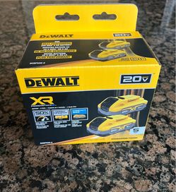 POWERFUL DEWALT POWER-STACK 5Ah BATTERY XR