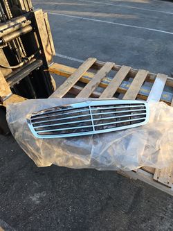 Mercedes grill