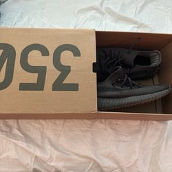 Yeezy Boost 350 V2