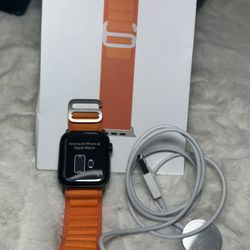 Hermes Apple Watch  series 5 44mm gps + Lte