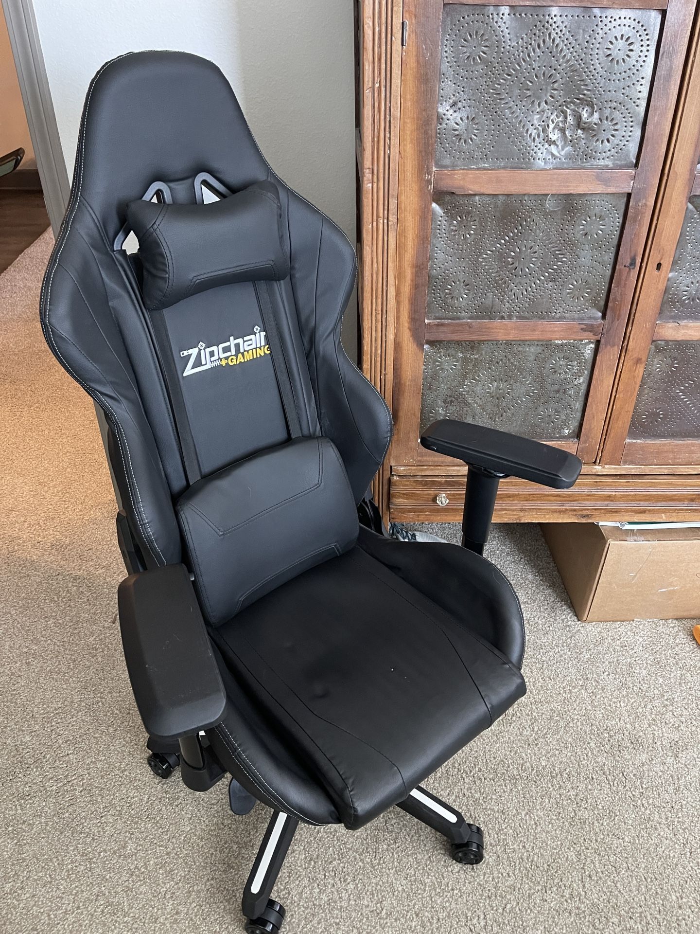 ZipChair Gaming / Streaming Chair