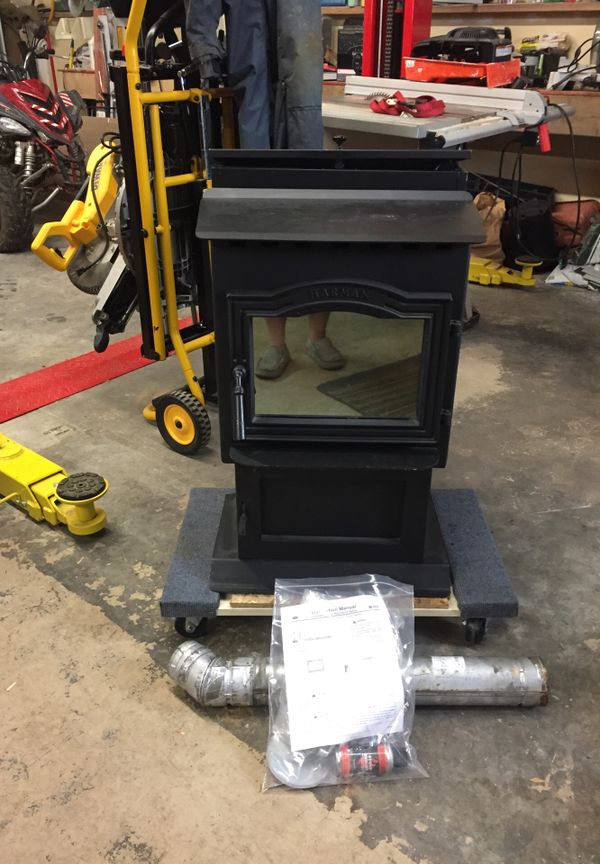 Harman P43 Pellet Stove and Hearth for Sale in Aberdeen, WA - OfferUp