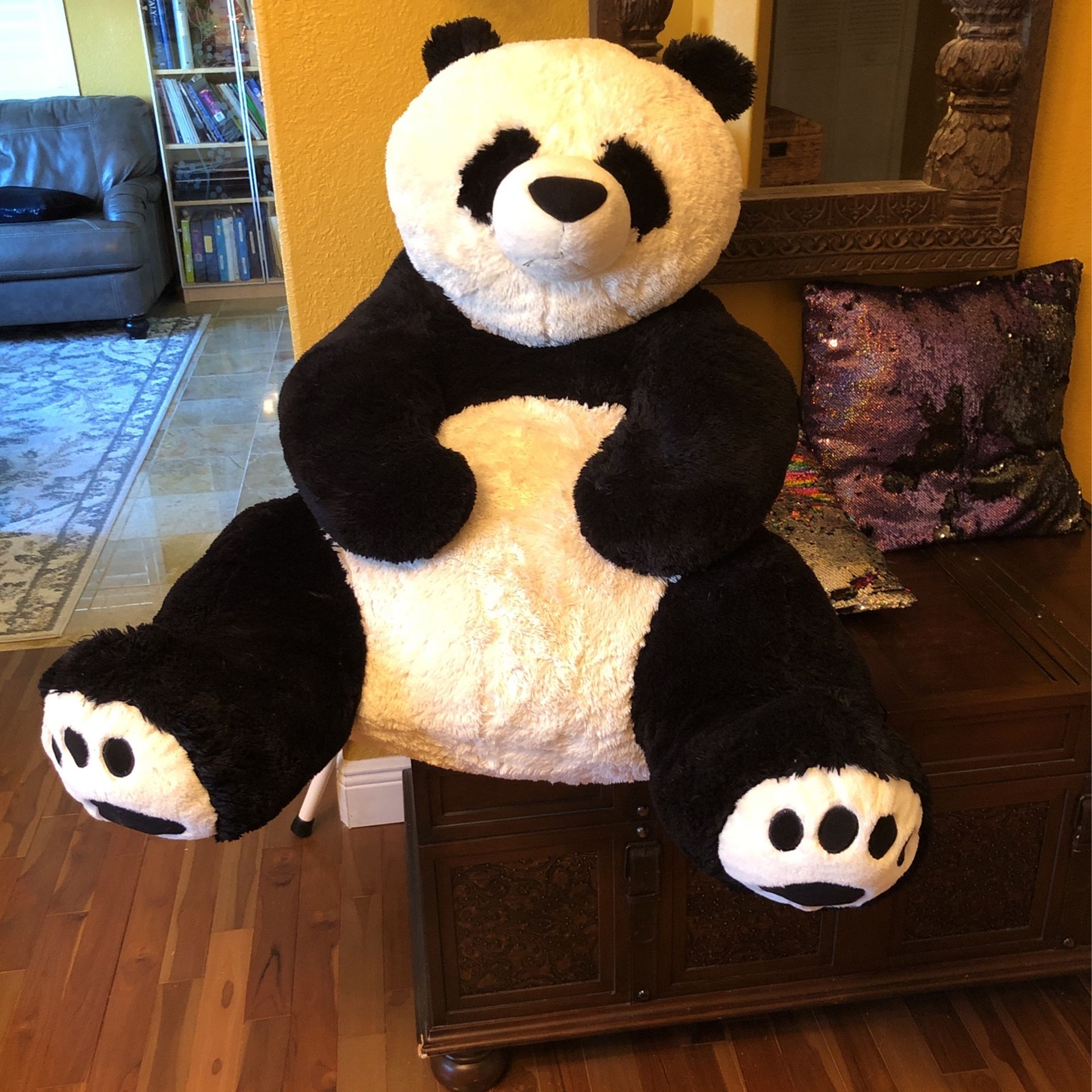Giant Panda Bear (LAST CHANCE )