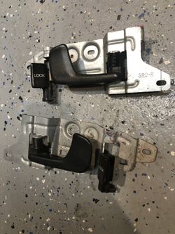 92-95 Honda Civic oem door handle (black)