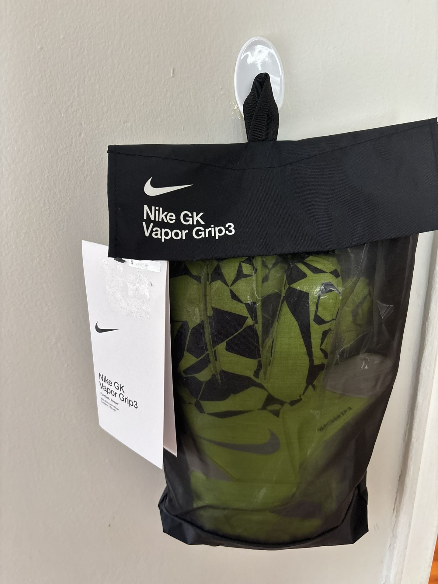 New Nike GK Vapor Grip3 Soccer Gloves - Size 9