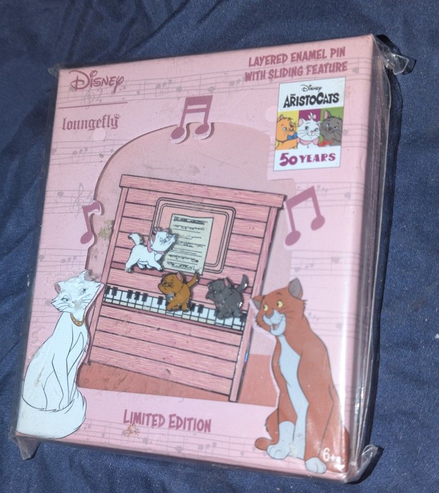The Aristocats JUMBO LE Disney Pin ✿ Cats Marie Toulouse Berlioz Pink Piano Move