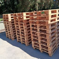 INTERNATIONAL PALLETS 