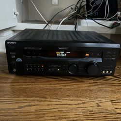 Sony amplifier and Two Small Center Speakers (excellent condition)