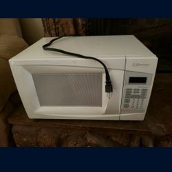 Emerson Microwave Model  mw8993w