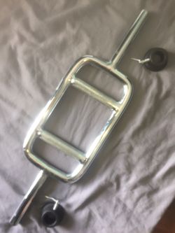 New tricep bar for STANDARD 1 INCH WEIGHTS with used locks .