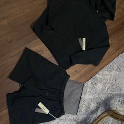 L BLACK ESSENTIALS SET 