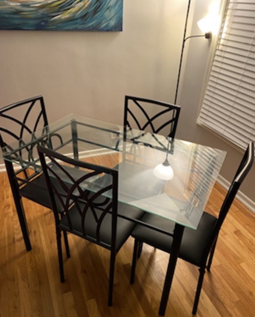 5 piece dining room table set. I’m getting rid of this glass table