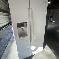 Whirlpool Refrigerator 