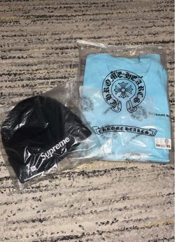 Chrome hearts t and supreme beanie throw offers please