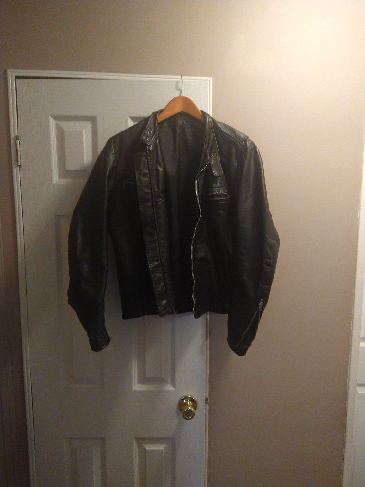 Leather Jacket No Name To Found