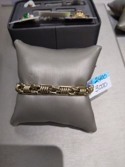 14k yellow gold 21.7 gms bracelet