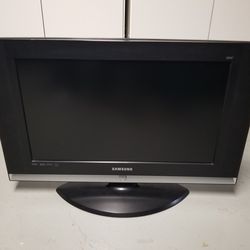 Samsung LN-S2641D 720p HD LCD HDTV
