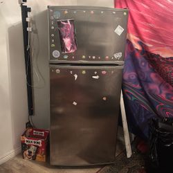 $600 Fridge For Sale  OBO