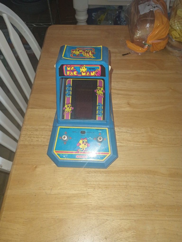 Ms. Pacman Game Vintage 1982 (Working,)